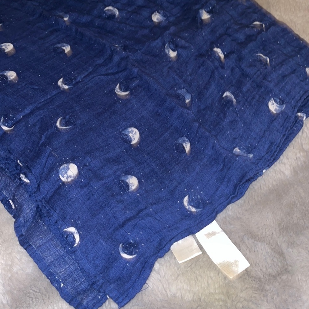 Aden + Anais large muslin swaddle Baby blanket Wrap Moons Stars